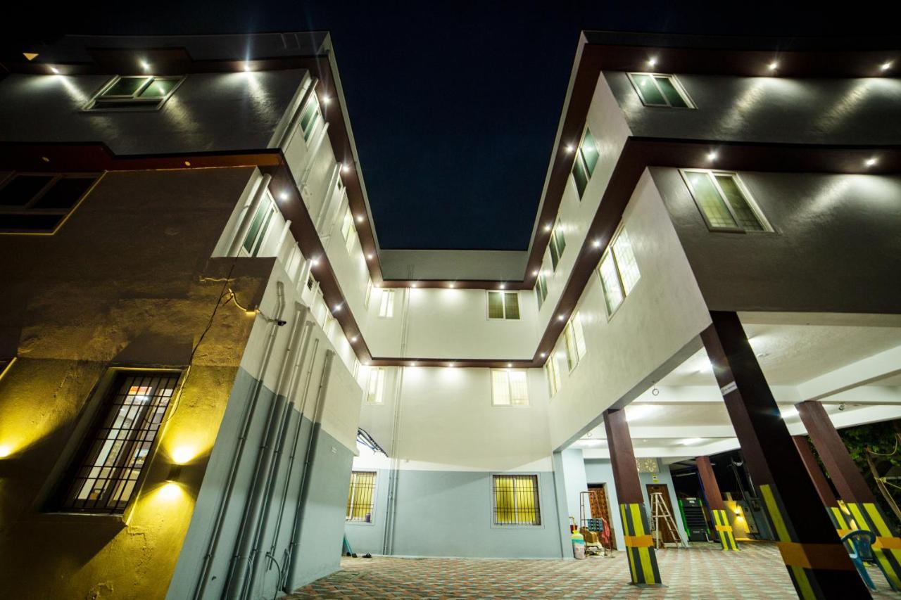 Hotel Akash Residency à Rāmeswaram Extérieur photo
