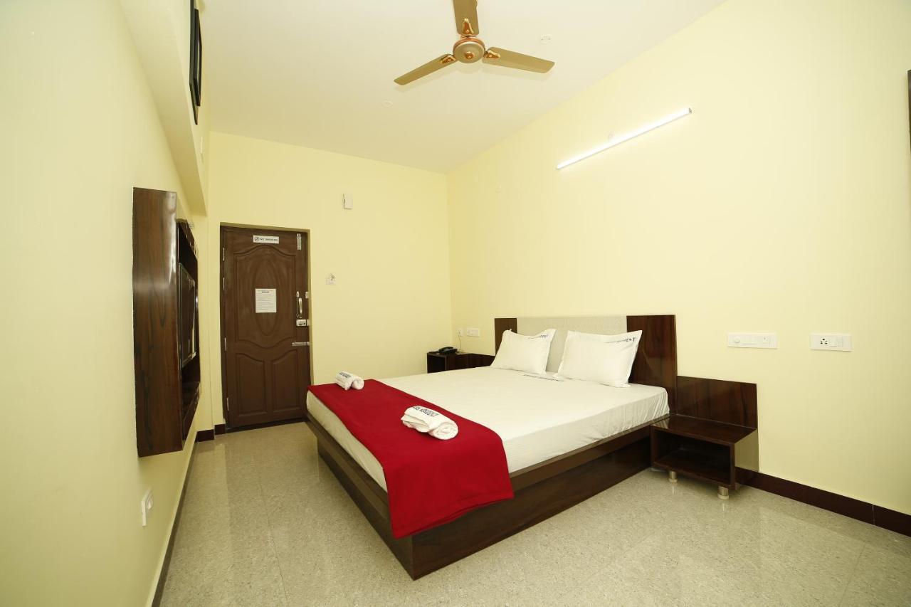 Hotel Akash Residency à Rāmeswaram Extérieur photo