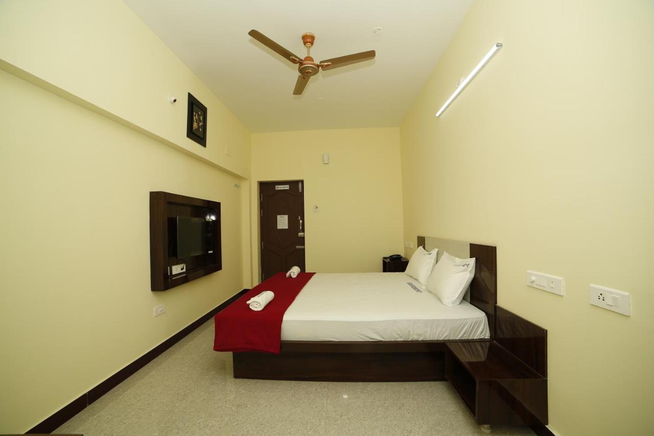 Hotel Akash Residency à Rāmeswaram Extérieur photo